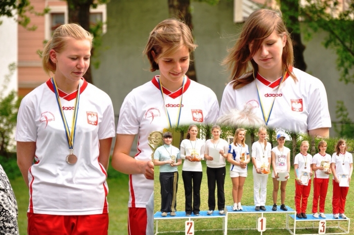 Juniorki Młodsze na najniższym stopniu podium - protokół ze Lwowa
